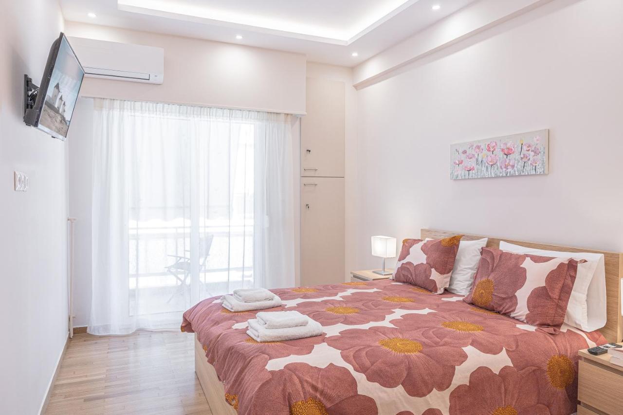 Amazing Apartment Near Metro Station! Athen Exterior foto